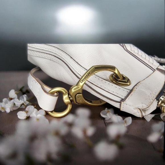 Oryany NWOT! Cream  Cassie Pebbled Leather  Convertible Satchel - Picture 9 of 11